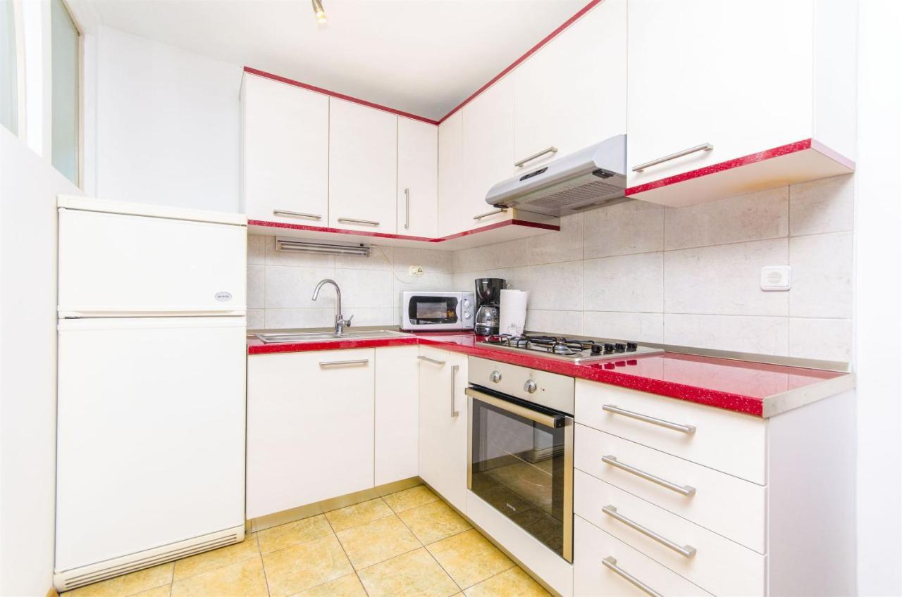 Apartments Dragica Slatine Bagian luar foto